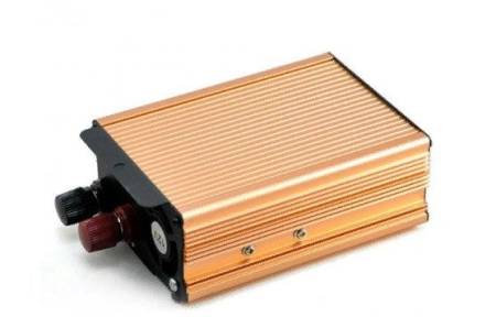 ИНВЕРТОР НАПРЯЖЕНИЯ 12-220V UKC 300W (реал. 150W)